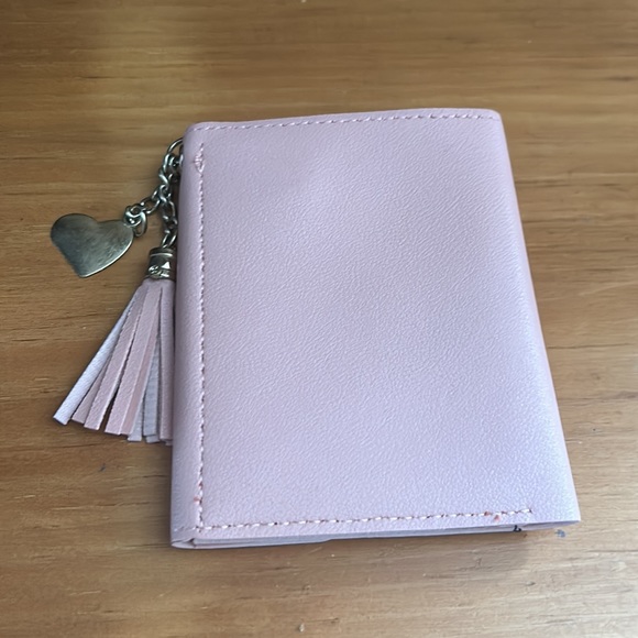Pink wallet NWOT - Picture 5 of 5